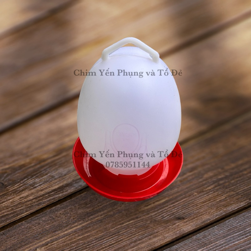 Bình nhựa 1L có lỗ treo đựng nước, thức ăn cho Gia Cầm • Gia Súc.