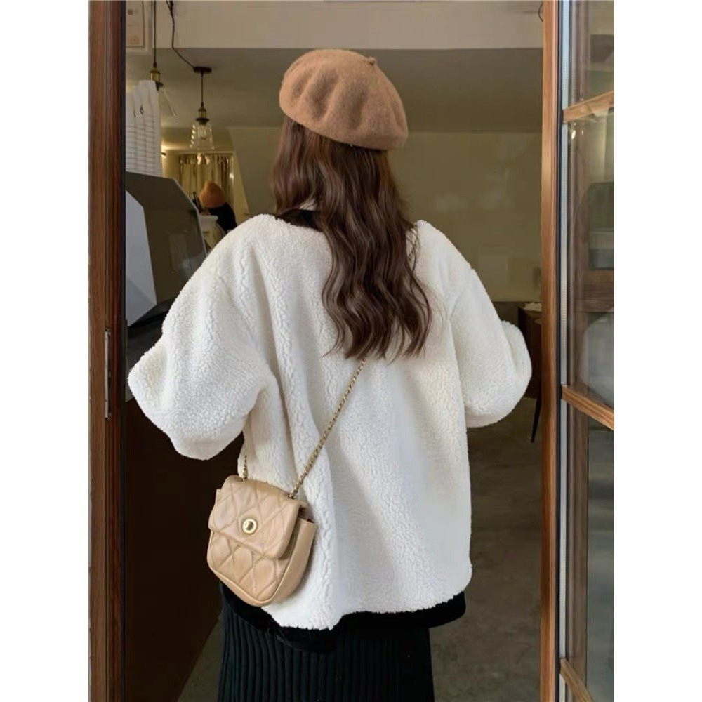 Áo khoác lông cừu trần bông sang trọng khoác ngoài mùa đông dày dặn cao cấp Deliz Studio