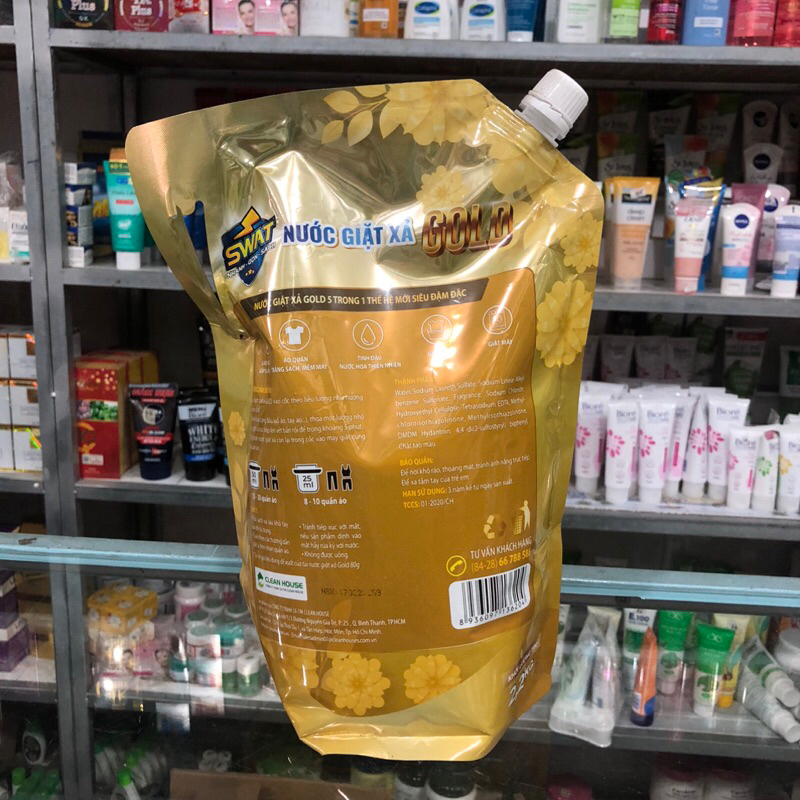 Nước Giặt Xả SWAT 5 IN 1 Gold Hương Nước Hoa Thiên Nhiên Túi 2,2kg - Plus khử mùi hôi hiệu quả