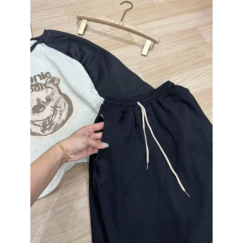 Set áo ghi tay  đen gấu chân váy