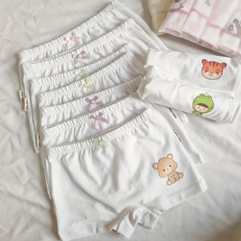 Chip đùi bé gái cotton trắng tinh