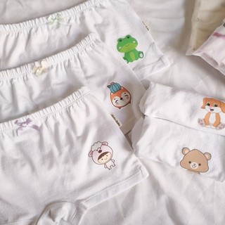chip đùi bé gái cotton trắng