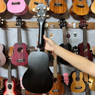 ĐÀN UKULELE SOPRANO ĐEN HT