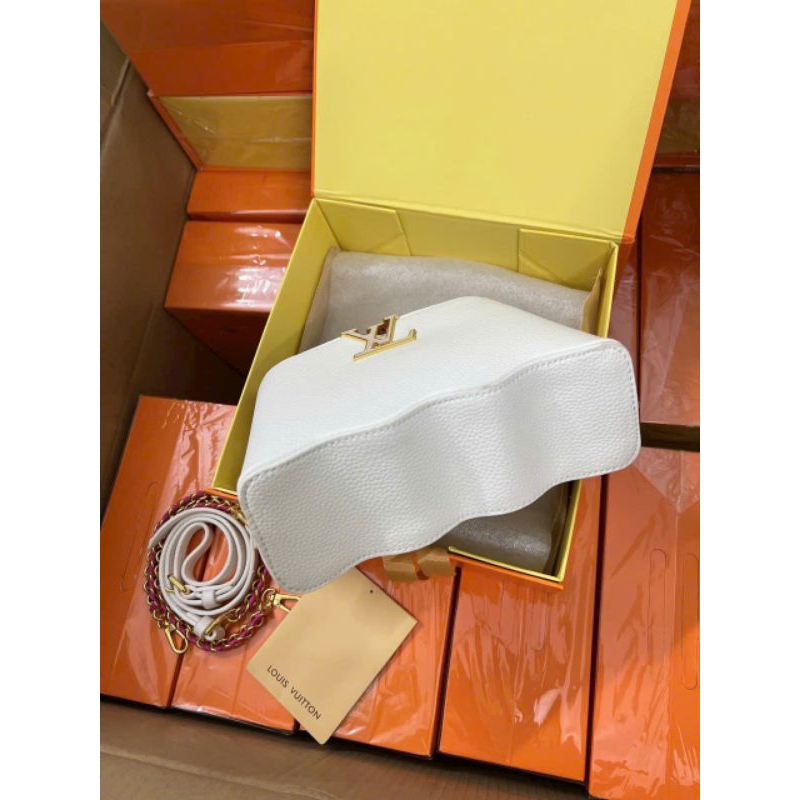 Túi xách nữ Lv box nam châm size22