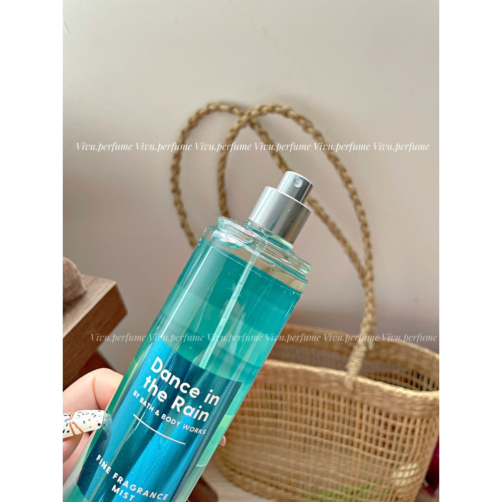 Body mist BBW Vivu.perfume hương Dance in the Rain hương thanh mát cây cỏ