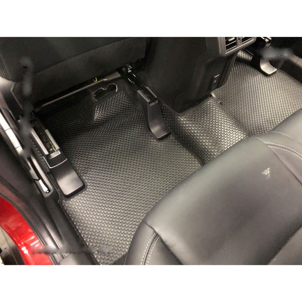 Thảm lót sàn ô tô UBAN cho xe Mitsubishi Outlander - Nhập khẩu Thái Lan