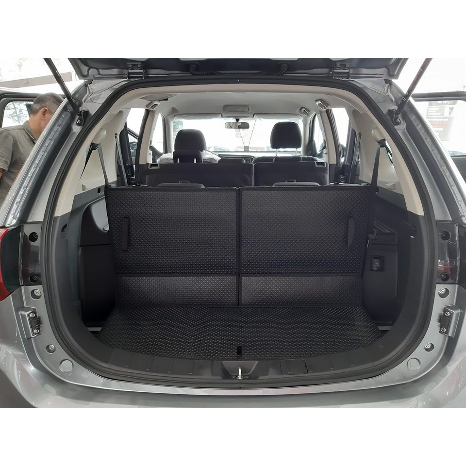 Thảm lót sàn ô tô UBAN cho xe Mitsubishi Outlander - Nhập khẩu Thái Lan