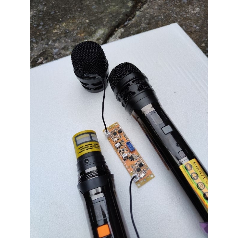 Micro loa kéo UGX9999 full nhôm bản nâng cấp đầu micro K8 hát nhẹ chốnh hú tốt tiết kiệm Pin