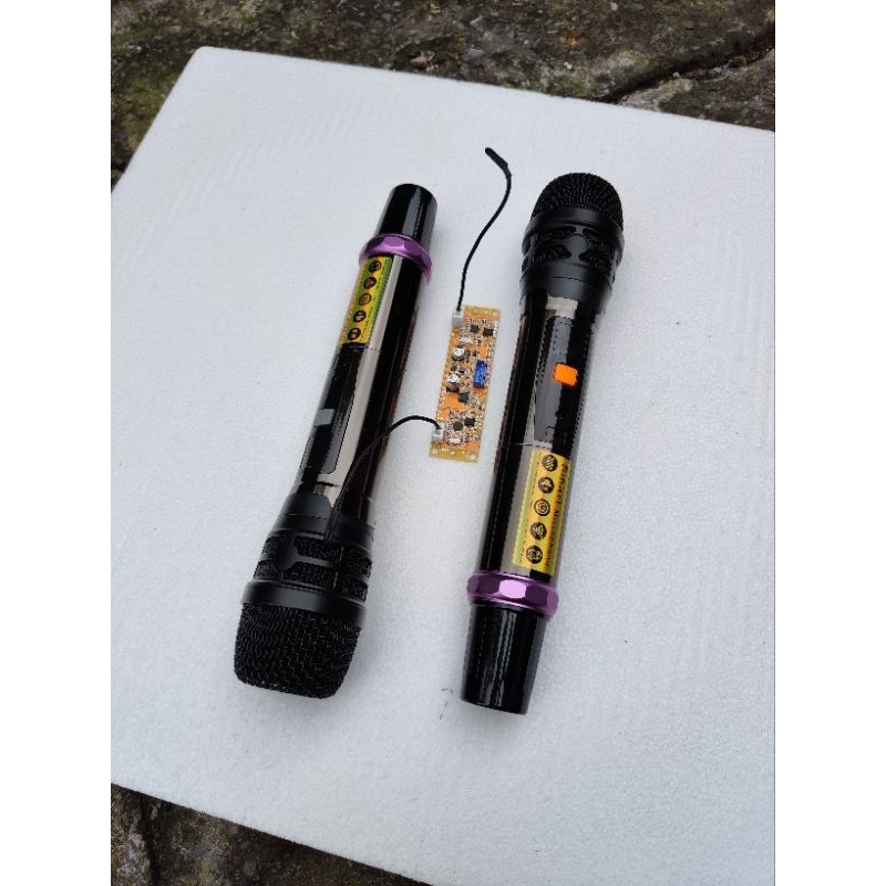 Micro loa kéo UGX9999 full nhôm bản nâng cấp đầu micro K8 hát nhẹ chốnh hú tốt tiết kiệm Pin