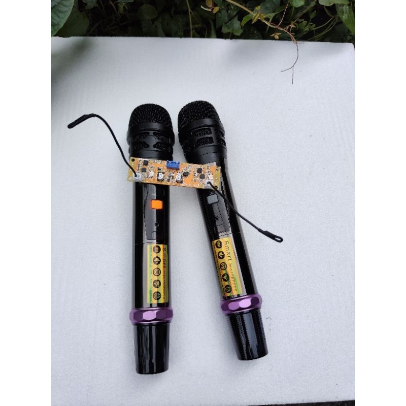 Micro loa kéo UGX9999 full nhôm bản nâng cấp đầu micro K8 hát nhẹ chốnh hú tốt tiết kiệm Pin