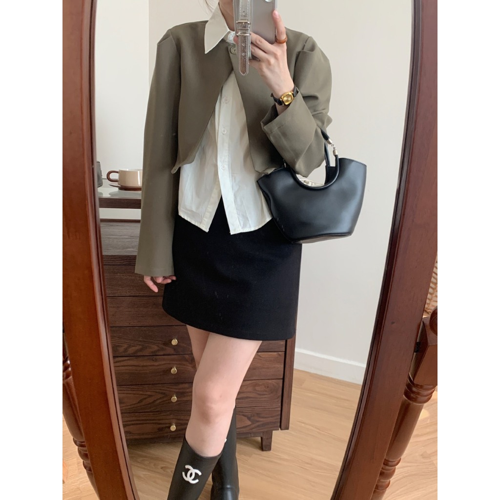 Set áo sơ mi nữ phối blazer dài tay dáng croptop - Retrostyle.vn - Setsomiphoiblazer517_P0K49
