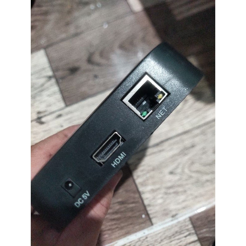 Xác hộp nhựa cũ