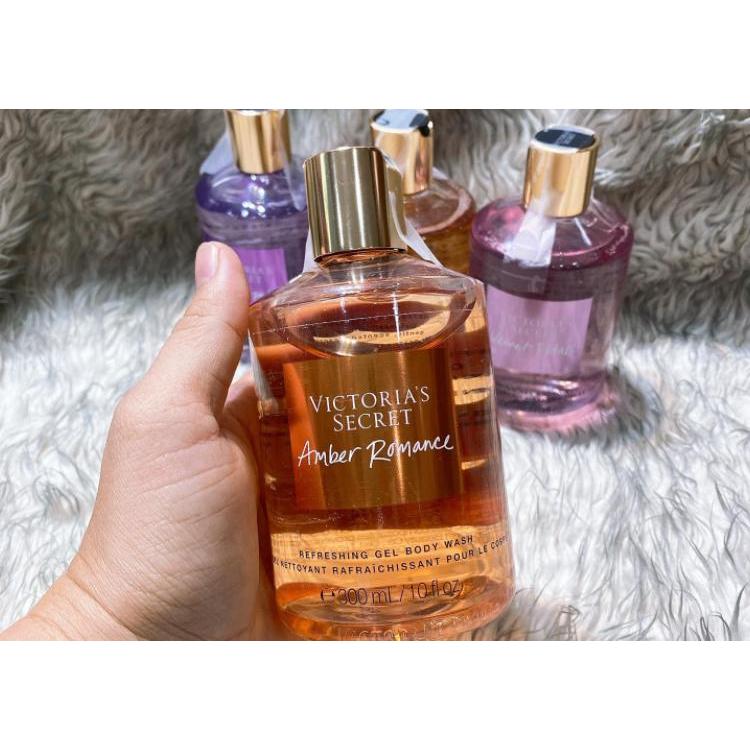 Gel Tắm Amber Romance Body Wash Thơm Hương Nước Hoa, Mềm Mịn Da 300ml