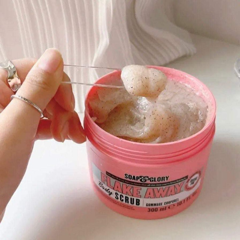 Tẩy tế bào chết Body Scrub Soap & Glory