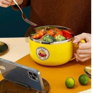 Bát úp mì có nắp đậy.