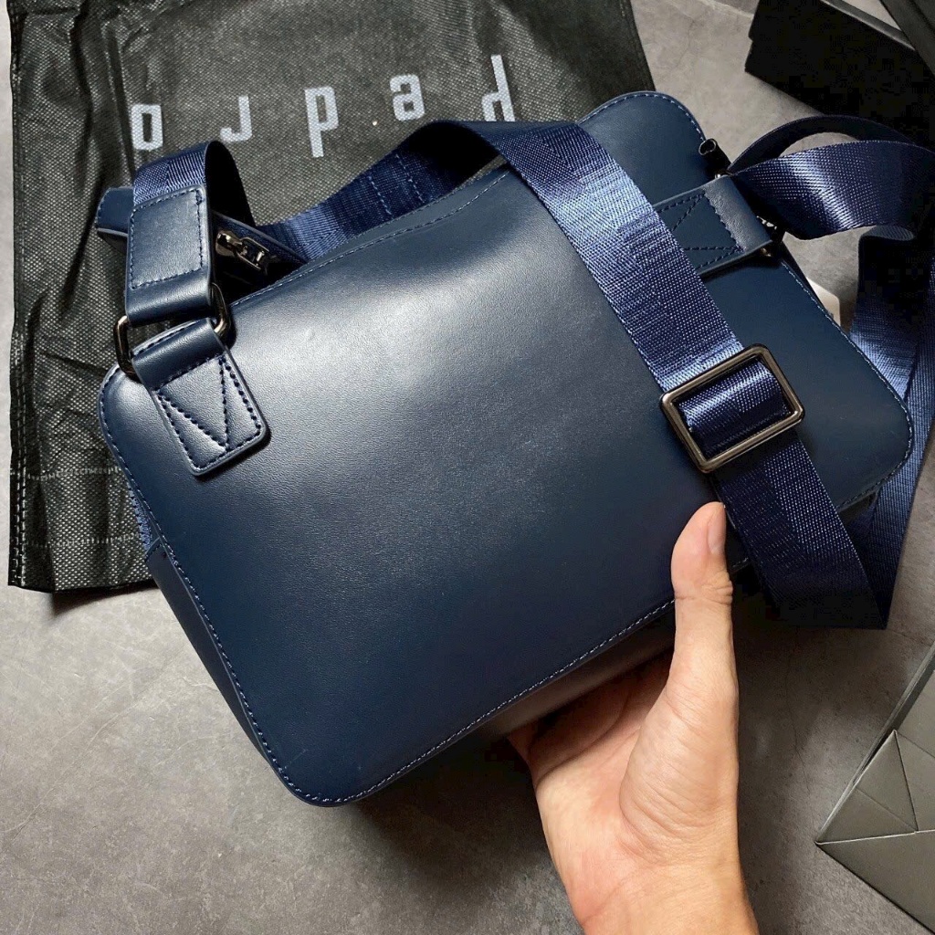 Túi đeo chéo nam PEDR0 PM2-26320101 25 x 17 x 7 cm