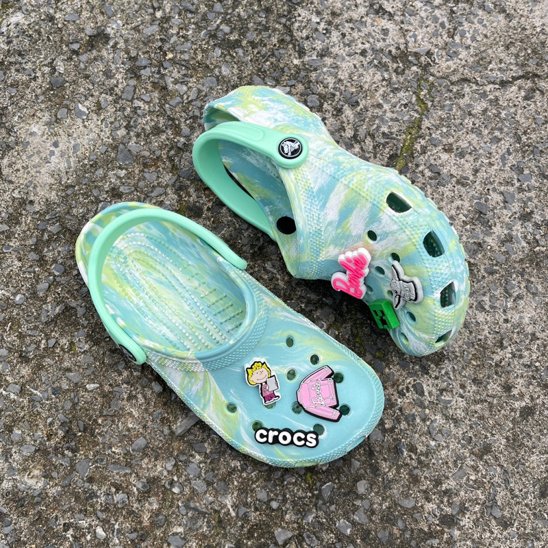 Dép Crocs Chính Hãng mới lỗi vết cắt, hàng siêu bền, tặng kèm 6 charm, màu xanh