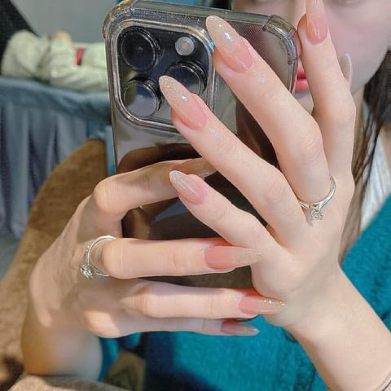 Nail nhẹ nhàng xinh