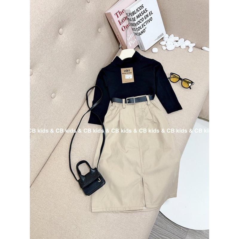 Sét áo dài tay kèm chân váy kaki cho bé gái