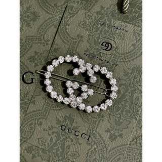 kẹp tóc gucci đính đá MÀU BẠC