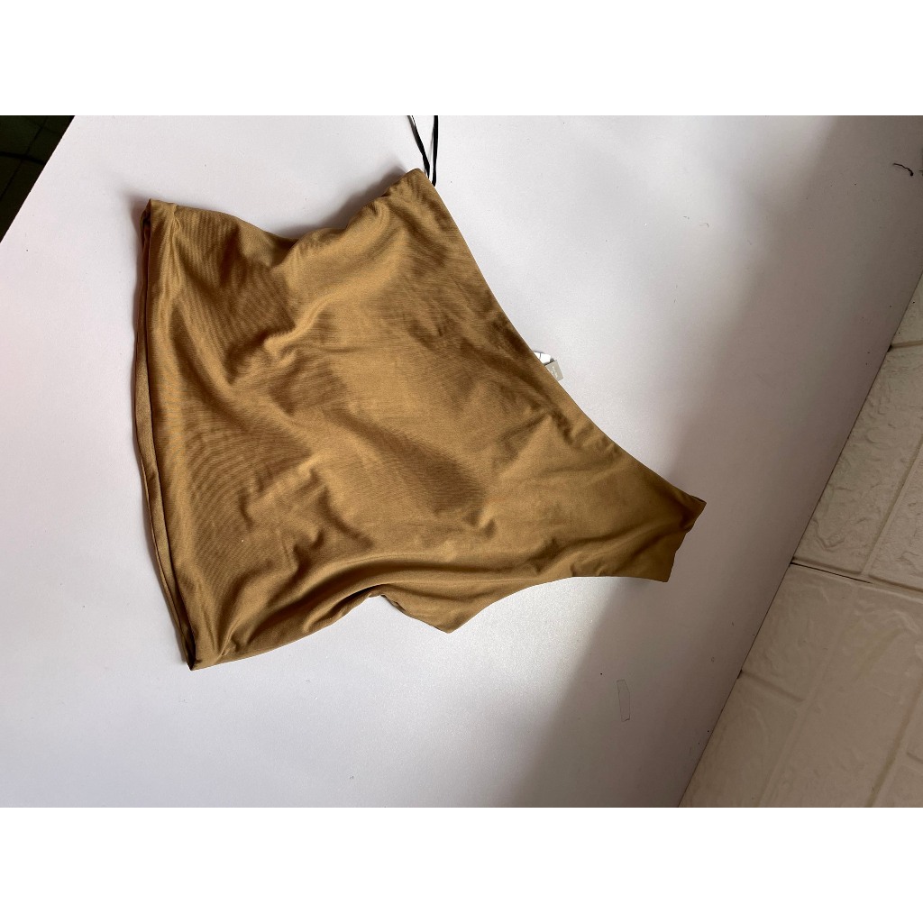 Áo thun croptop lêch vai H&M