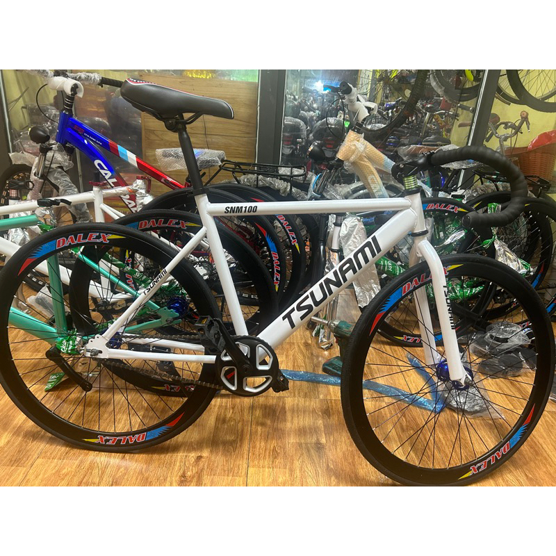 TSUNAMI HÀNG VIỆT NAM LẮP RÁP ĐÙM NHÔM