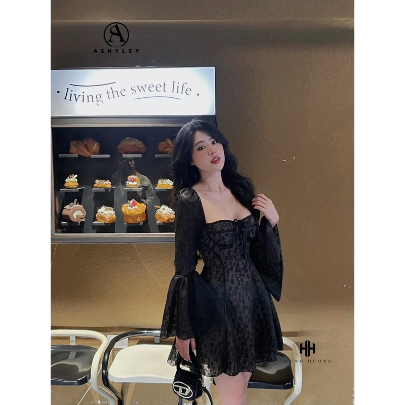 𝐋𝐀𝐔𝐍𝐈𝐄 𝐃𝐑𝐄𝐒𝐒 - 𝐀𝐒𝐇𝐘𝐋𝐄𝐘