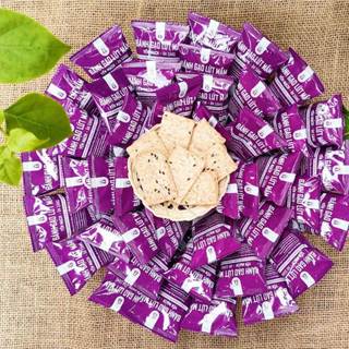 Đặc Sản Bánh Gạo Lứt Mầm Ăn Sáng Cô Gái Bhnong Quảng Nam,Hộp 300g Bánh Ăn Kiêng Giảm Cân Ít Ngọt
