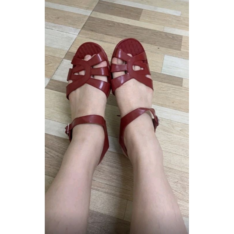 DÉP NHỰA RỌ NỮ