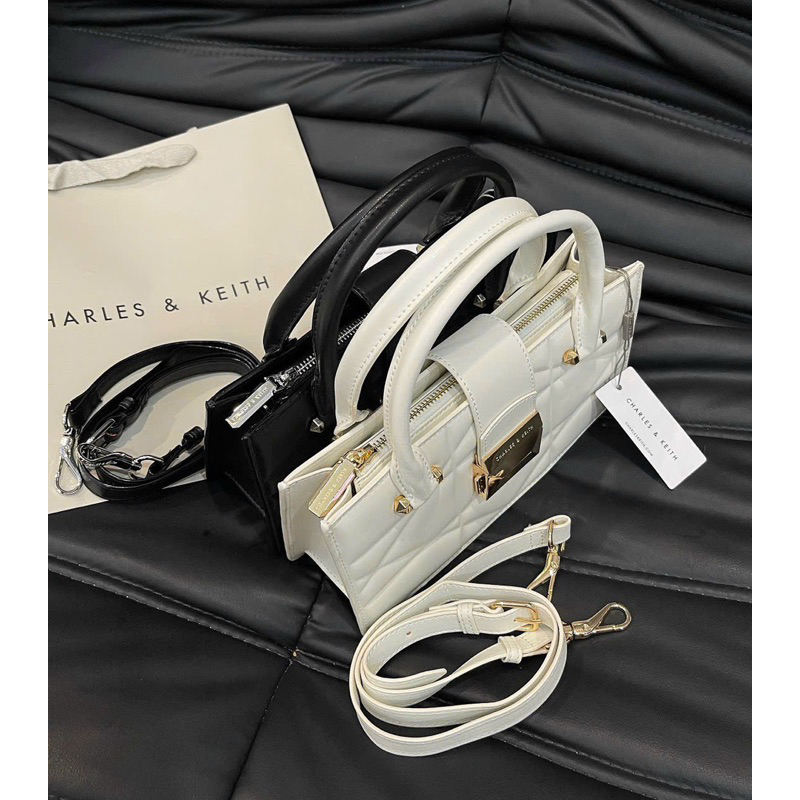 Túi charles keith cầm tay