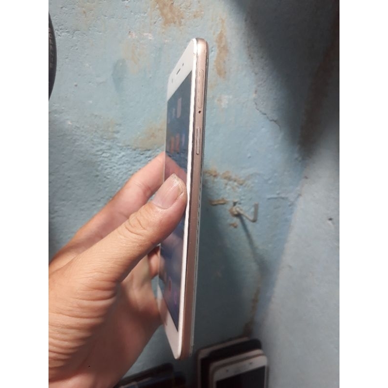 Điện thoại Oppo f1s ram ba bộ nhớ 32