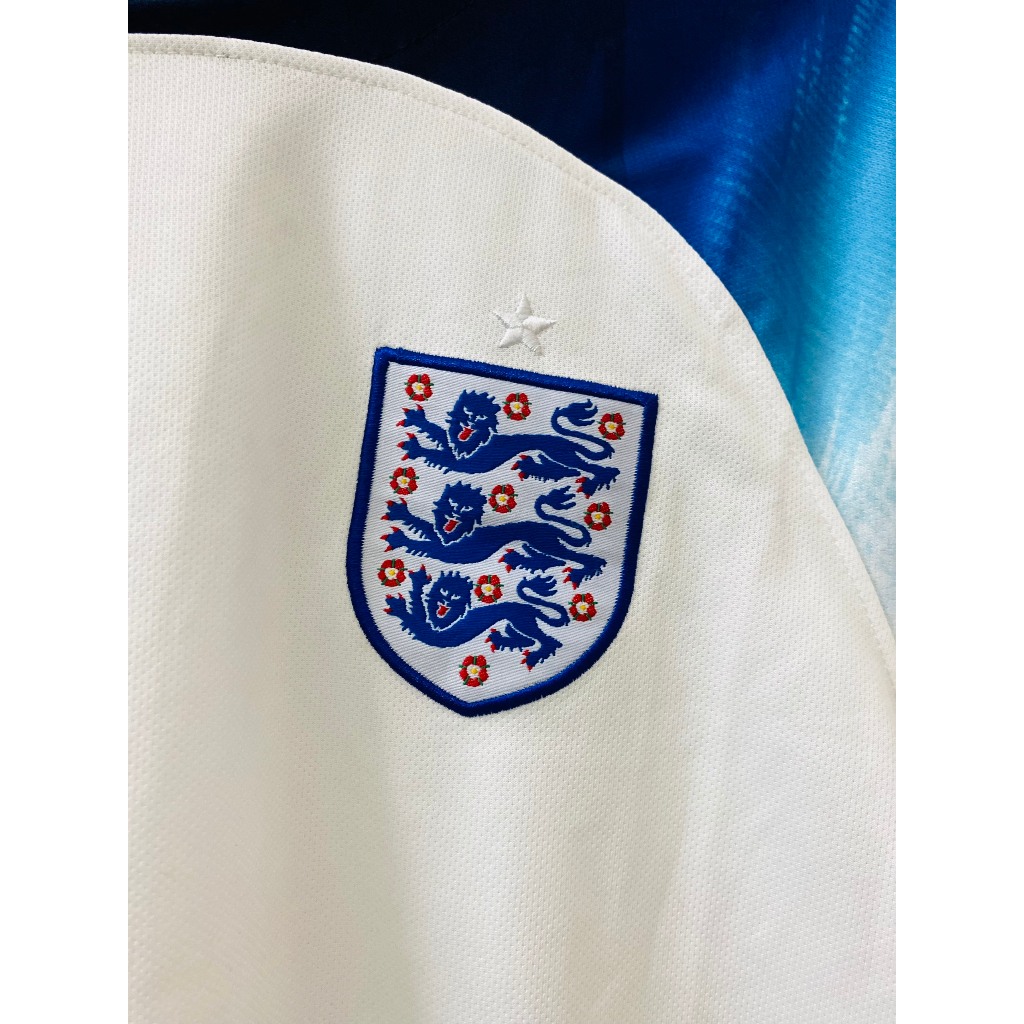 Set bộ thể thao bóng đá nam nữ đt Anh England áo trắng quần xanh 2022