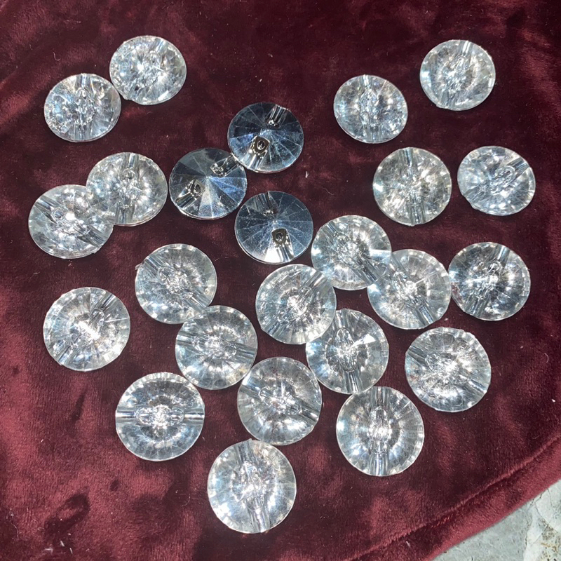 Khuy Kim Cương, Khuy Đính Kim Cương Loại To