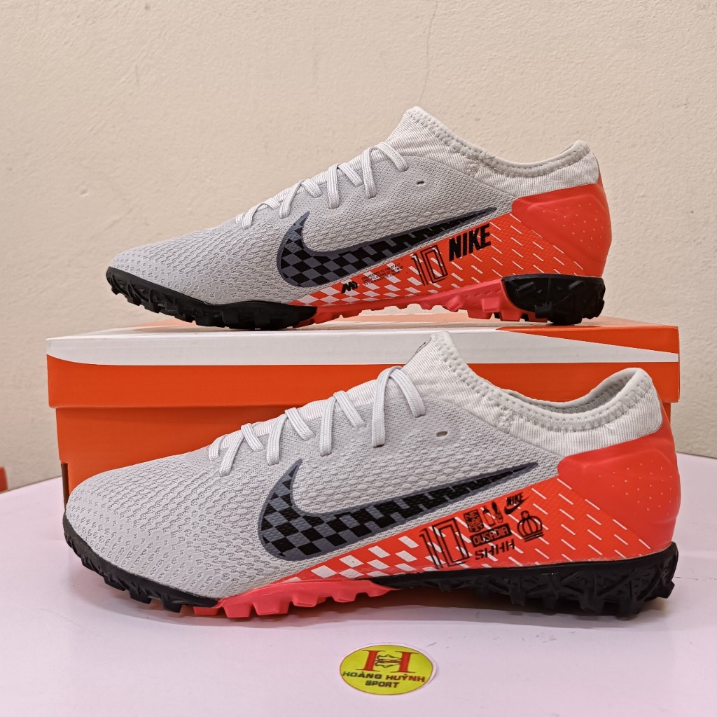 Giày đá bóng Vapor 13 Pro TF