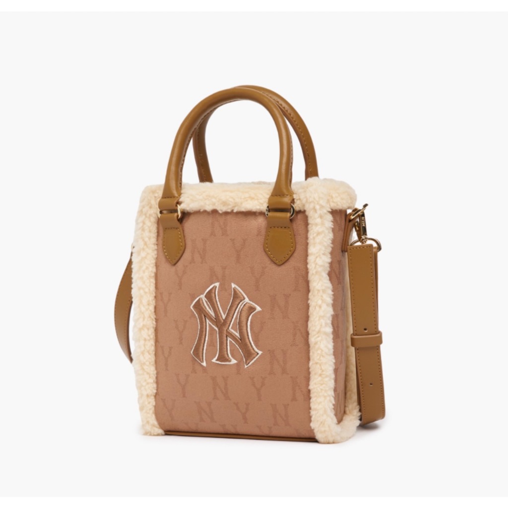 Túi Đeo Chéo MLB Phonebag Dia B 7Acrm0436-43Cas Màu Vàng viền Lông