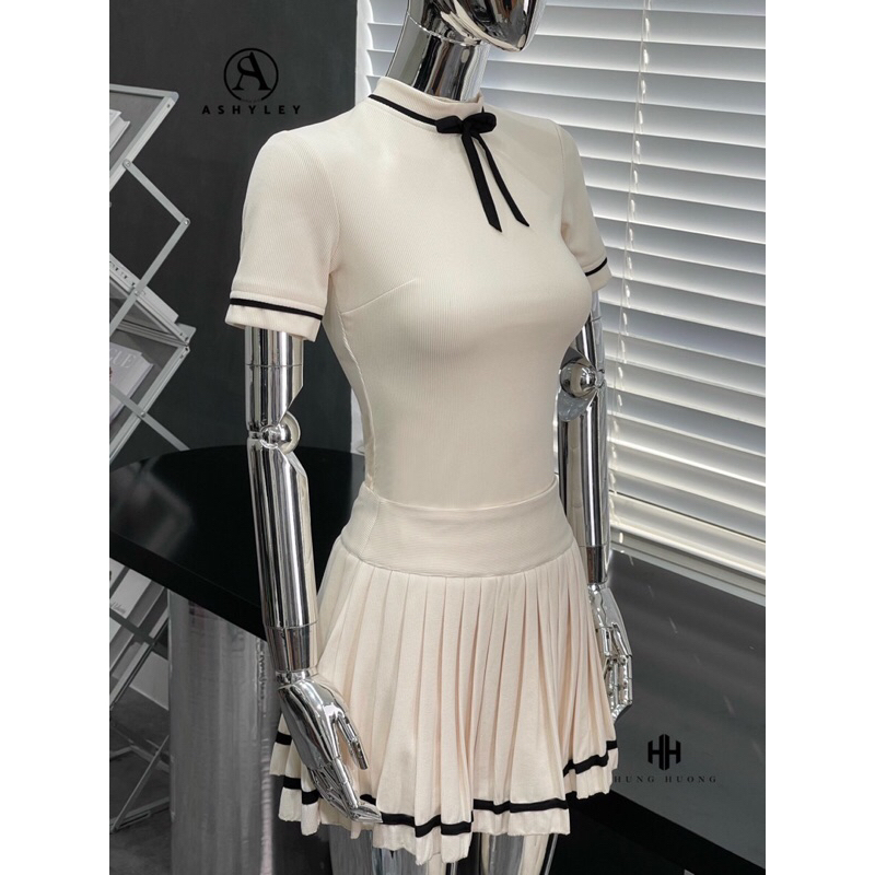 Set Áo Nơ Cổ Ngắn Tay Chân Váy Dập Ly TKCC ASHYLEY