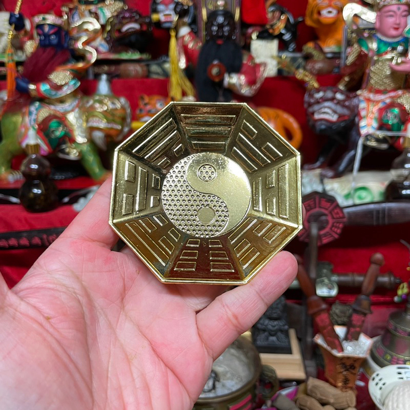 Dĩa bát quái, phong thủy