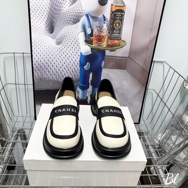 Moca Trắng Đen Full Size 35-39  -  By Anh Dinh Phuong