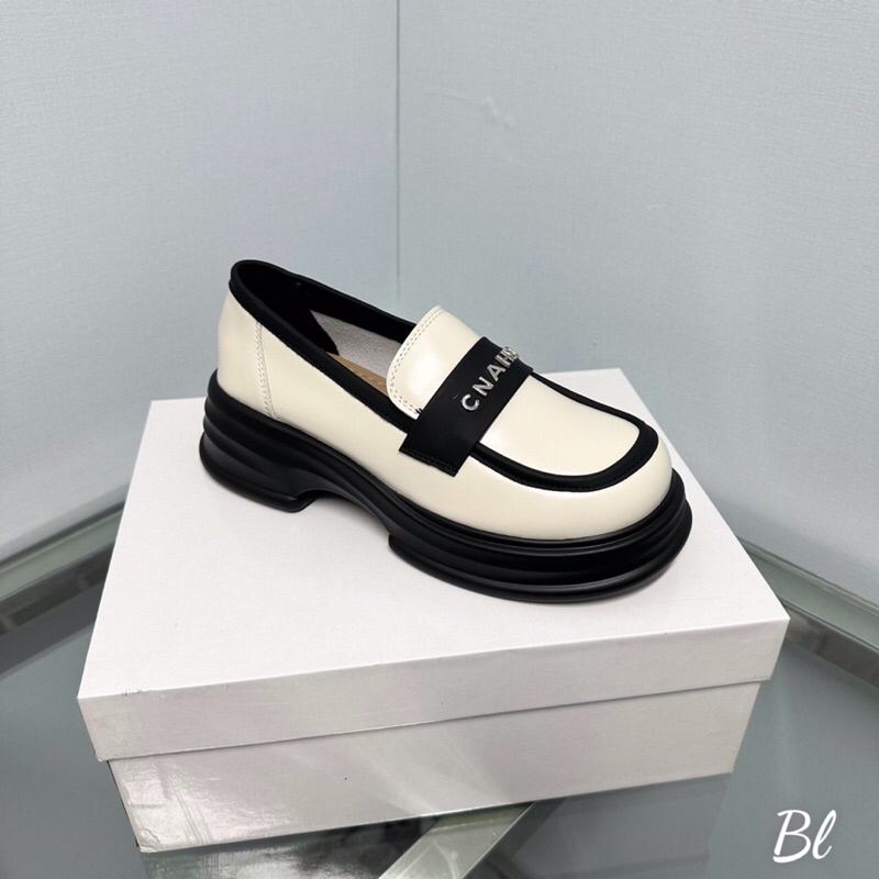 Moca Trắng Đen Full Size 35-39  -  By Anh Dinh Phuong