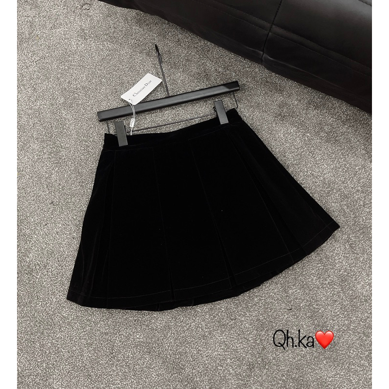 Chân váy nhung xếp ly QC
