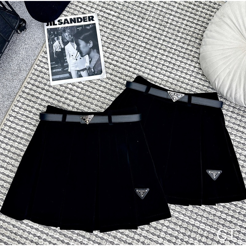 CHÂN VÁY PRA DA XẾP LY KÈM BELT