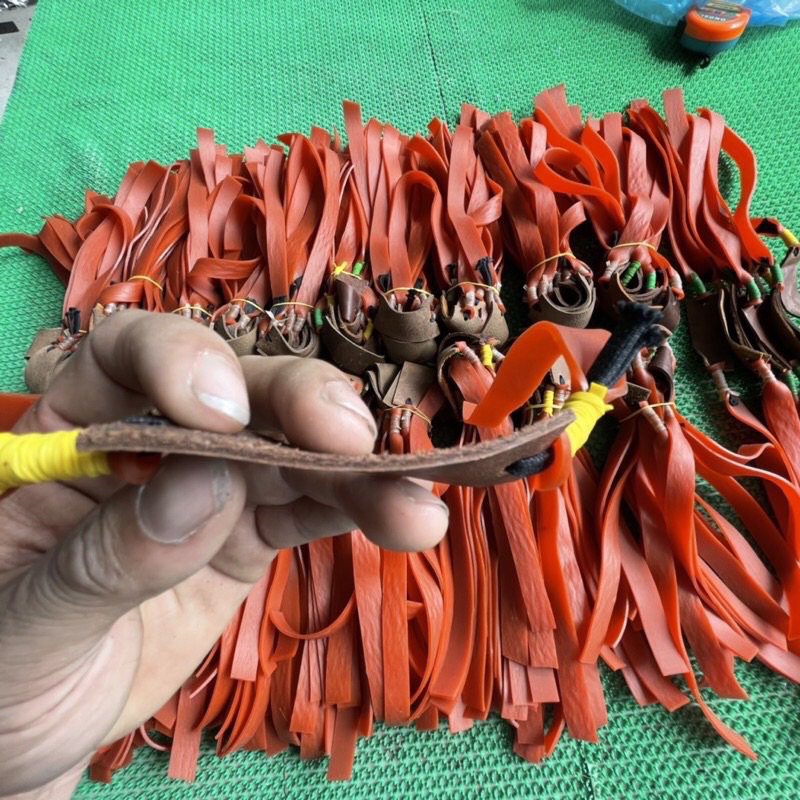 Thanh lý thun bắn sỏi đá dày 2mm dài 25cm cột cao cấp