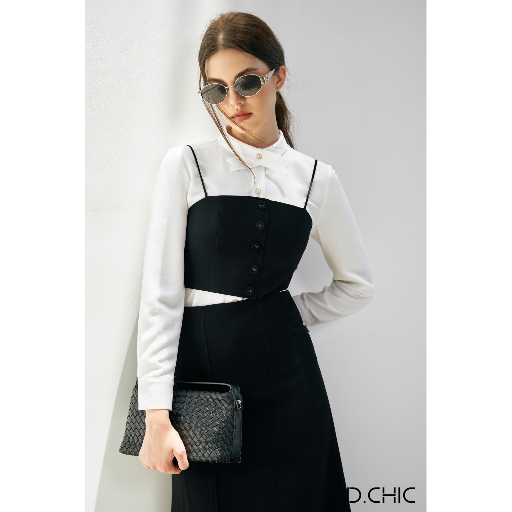 Áo 2 dây croptop 1 hàng cúc D.CHIC MS: 1822317