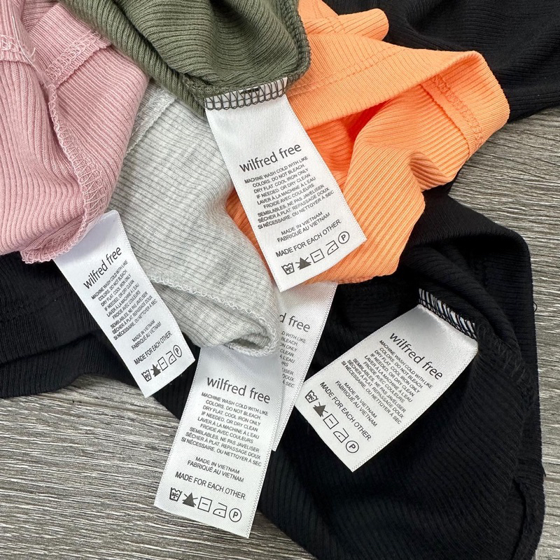 Áo crop thun gân tay dài Wilfred Free dư xịn