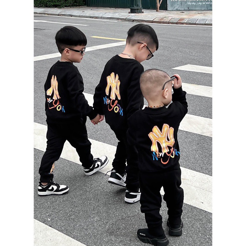 Set bộ nỉ da cá logo N.Y M.lb màu đen cho bé trai bé gái siêu đẹp size từ 12-35 cân