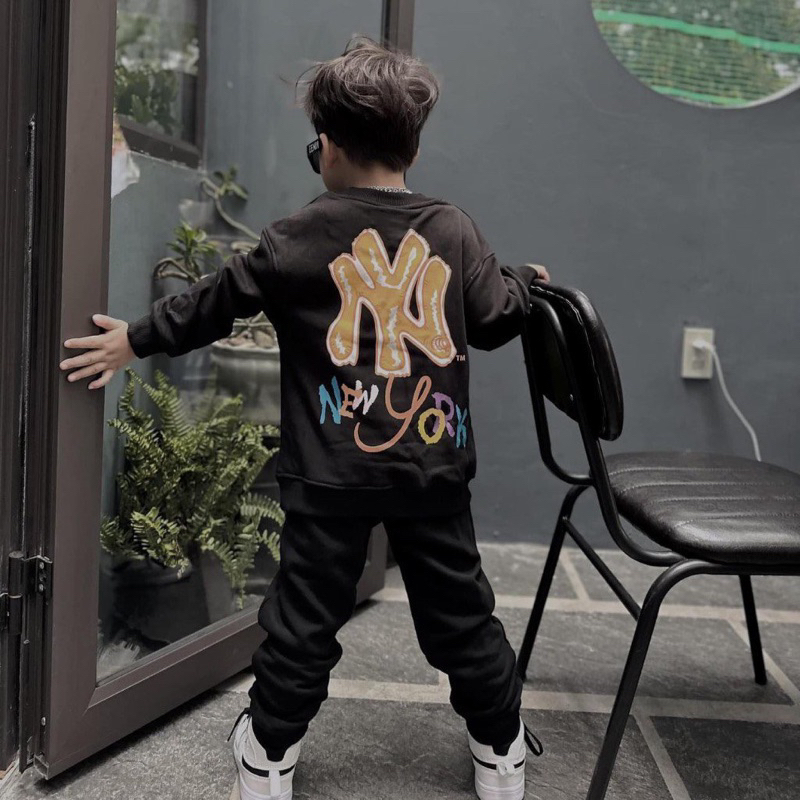 Set bộ nỉ da cá logo N.Y M.lb màu đen cho bé trai bé gái siêu đẹp size từ 12-35 cân