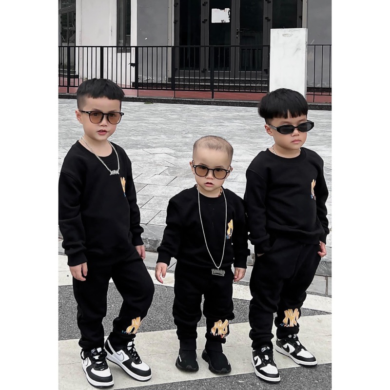 Set bộ nỉ da cá logo N.Y M.lb màu đen cho bé trai bé gái siêu đẹp size từ 12-35 cân
