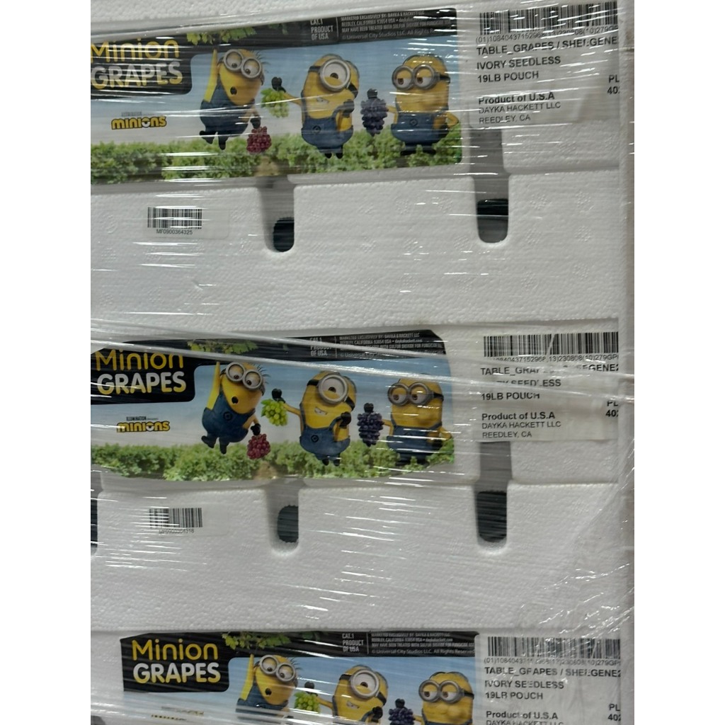 1kg Nho xanh Minion giòn, ngọt cuống se.