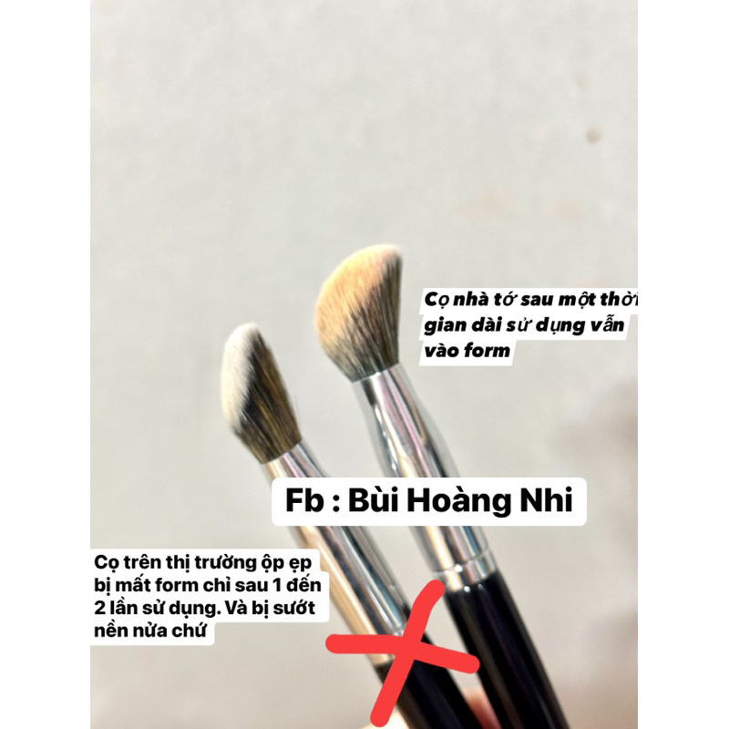 Cọ umi đánh kem nền và má hồng