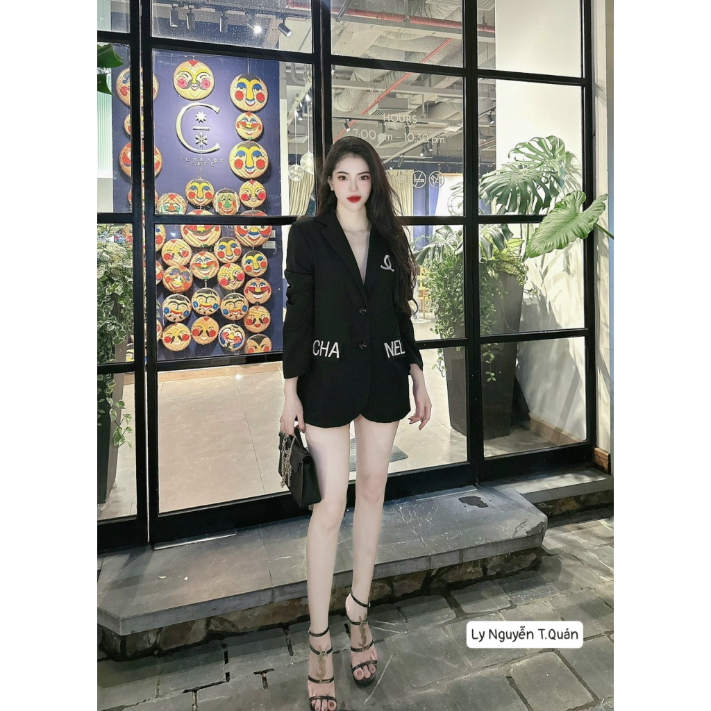 Vest thêu chữ siêu sang chảnh có độn vai hàng 2lớp cao cấp
